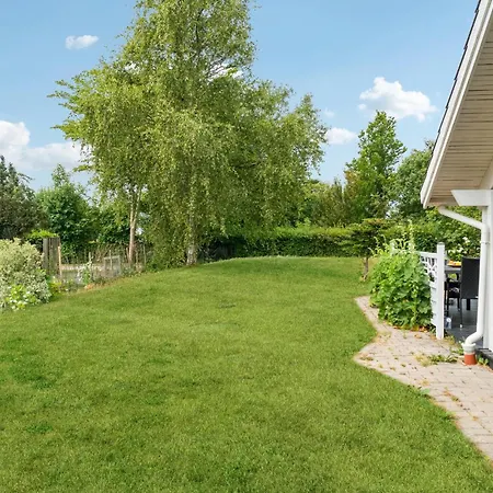 Prázdninový dům Gorgeous In With Sauna *